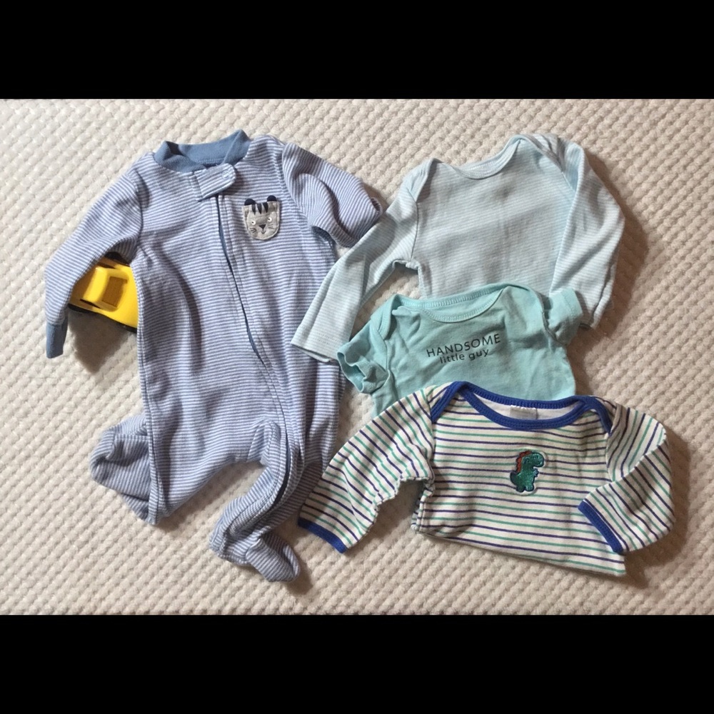 CARTER’S adorable 4 piece 3 Month Bundle NWOT